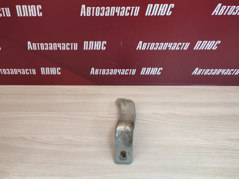 Кронштейн впускного коллектора