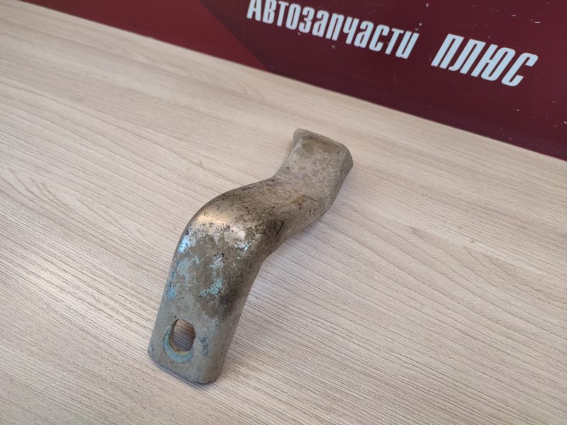 Кронштейн впускного коллектора