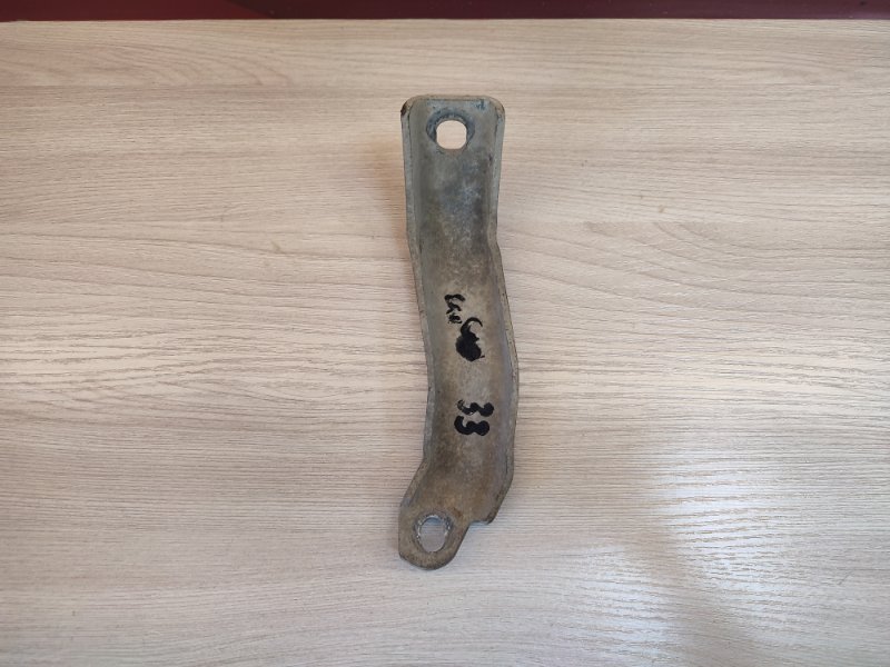 Кронштейн впускного коллектора