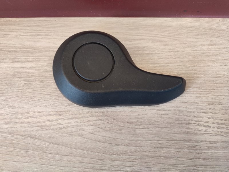 Ручка регулировки спинки сиденья