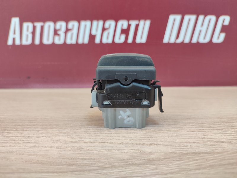 Кнопка обогрева сидений