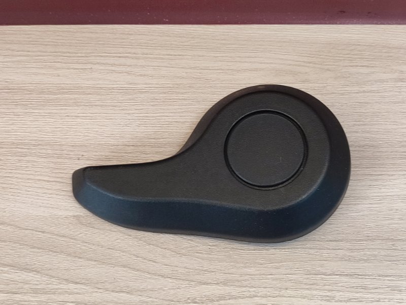 Ручка регулировки спинки сиденья