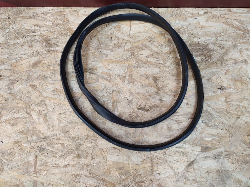 Уплотнитель двери