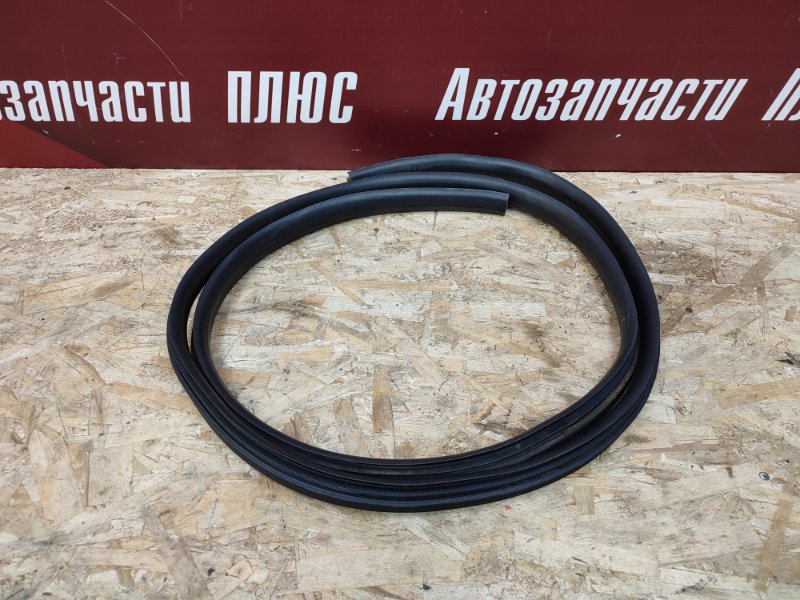 Уплотнитель двери