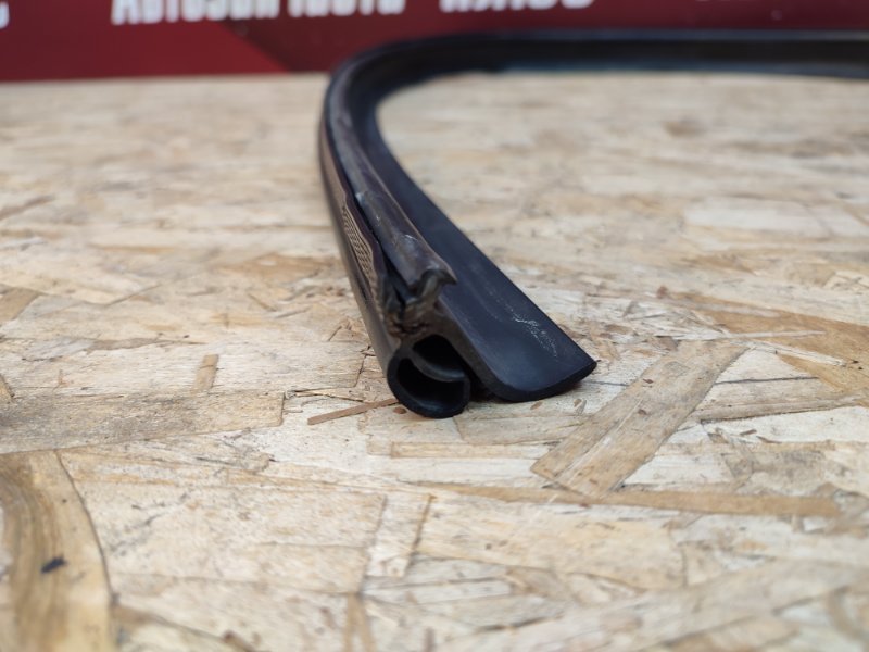 Уплотнительная резинка крыши