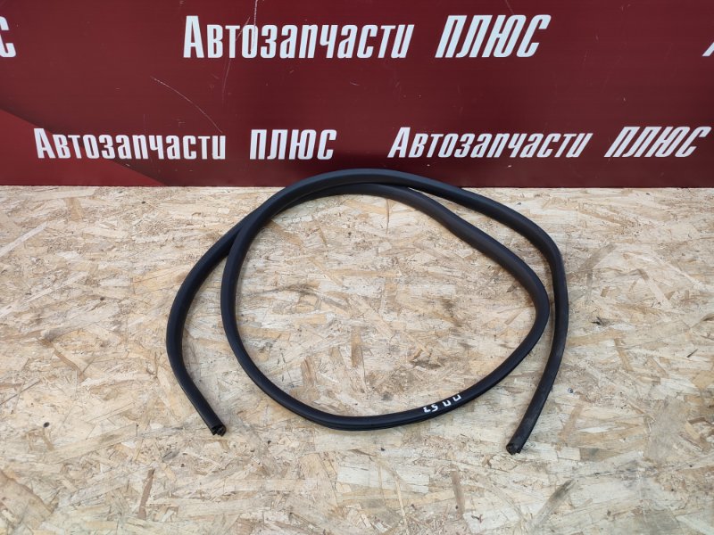 Уплотнитель двери