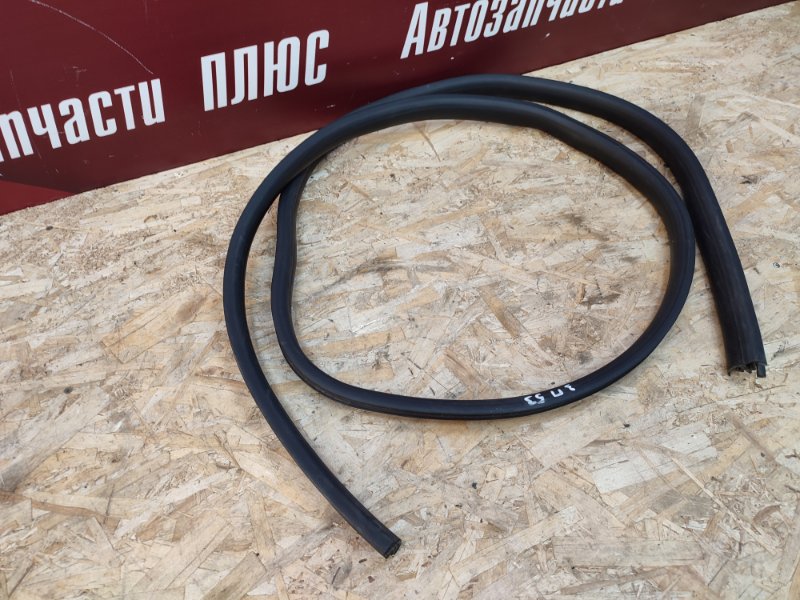 Уплотнитель двери