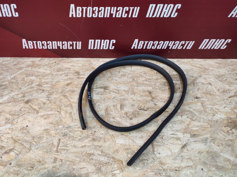 Уплотнитель двери