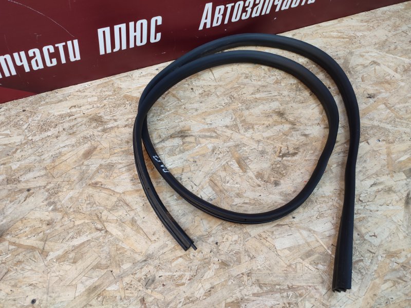 Уплотнитель двери