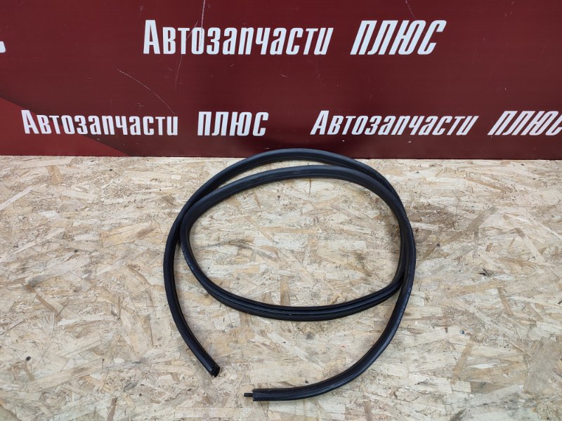 Уплотнитель проема      двери