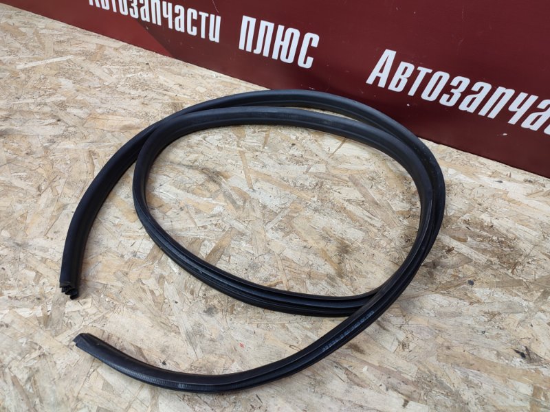 Уплотнитель проема      двери