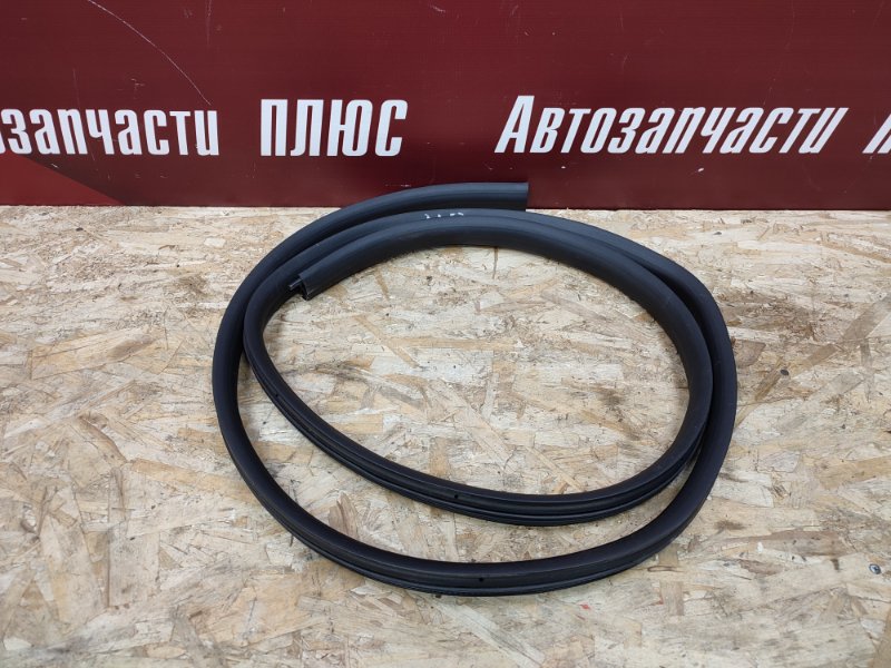 Уплотнитель проема      двери