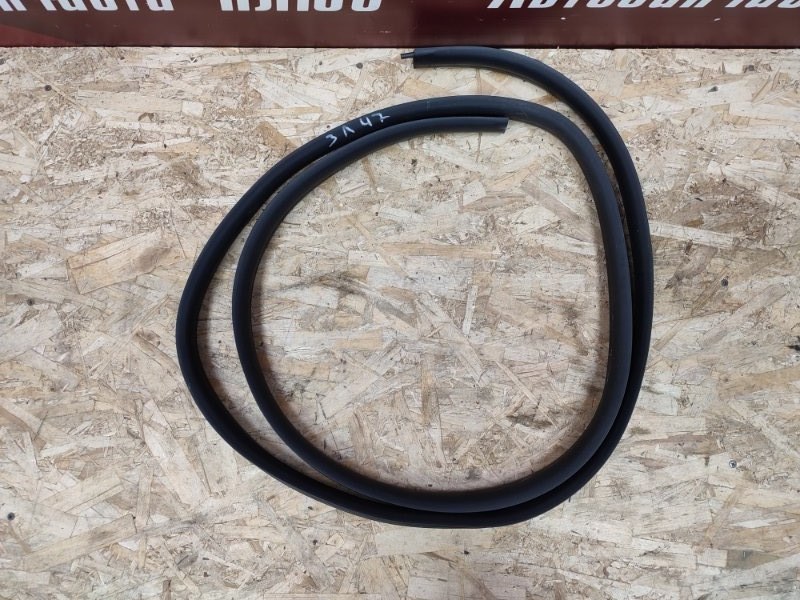 Уплотнитель проема      двери