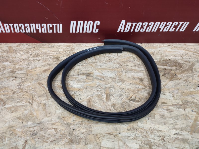 Уплотнитель проема      двери