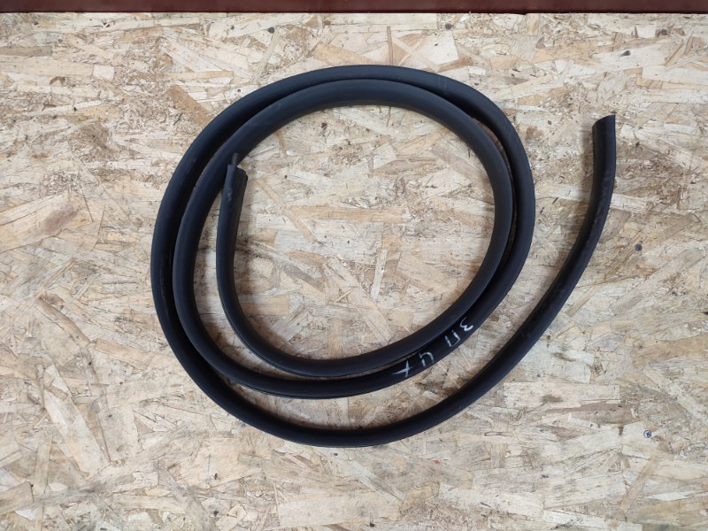 Уплотнитель проема      двери