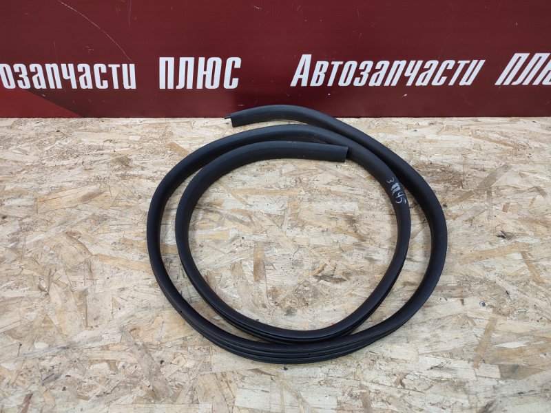 Уплотнитель проема      двери