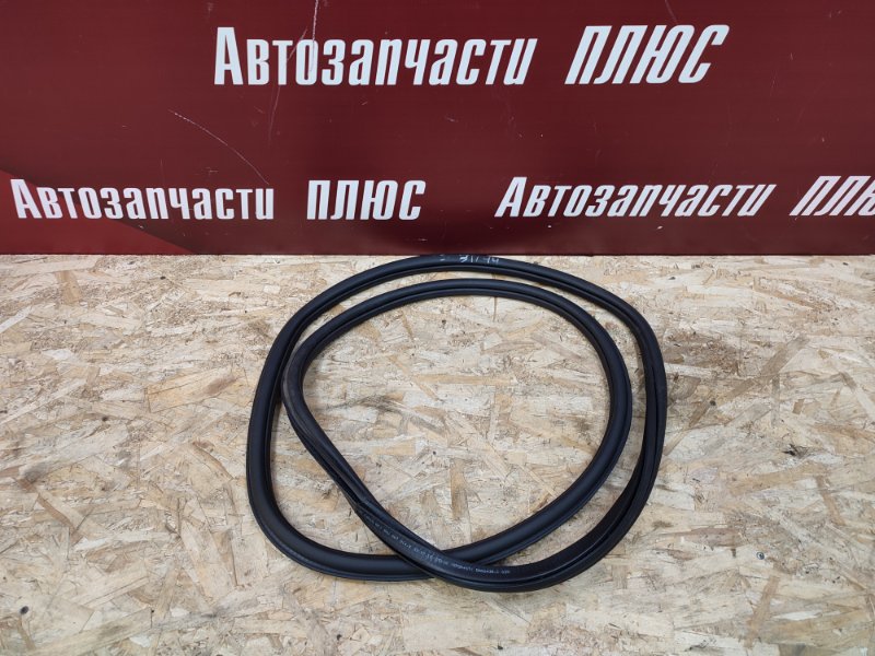 Уплотнитель двери