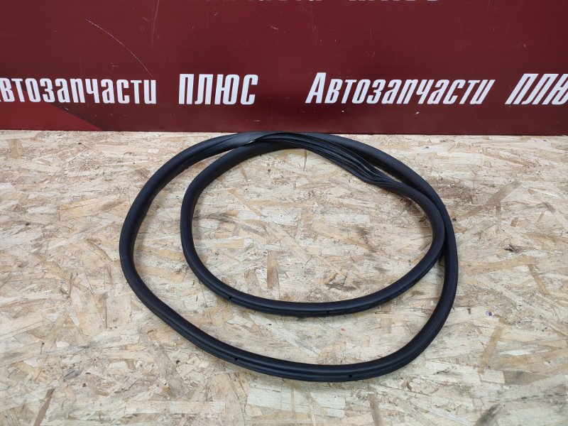 Уплотнитель двери