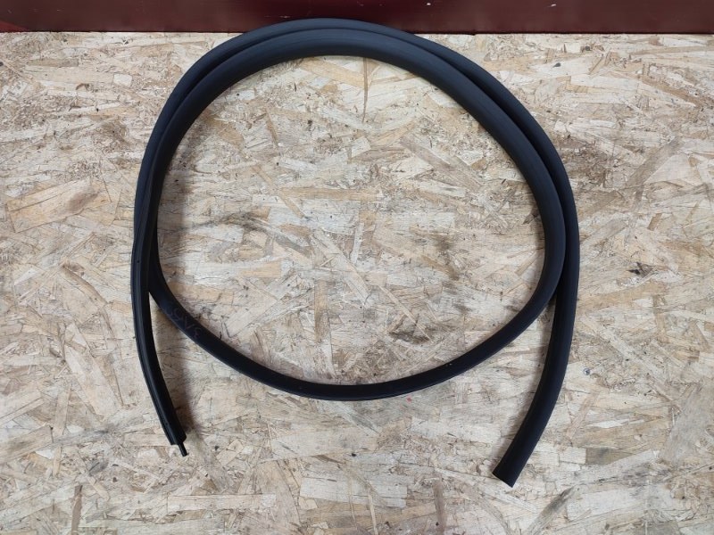 Уплотнитель проема      двери