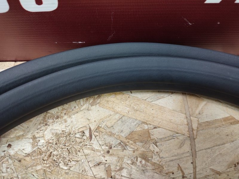 Уплотнитель проема      двери