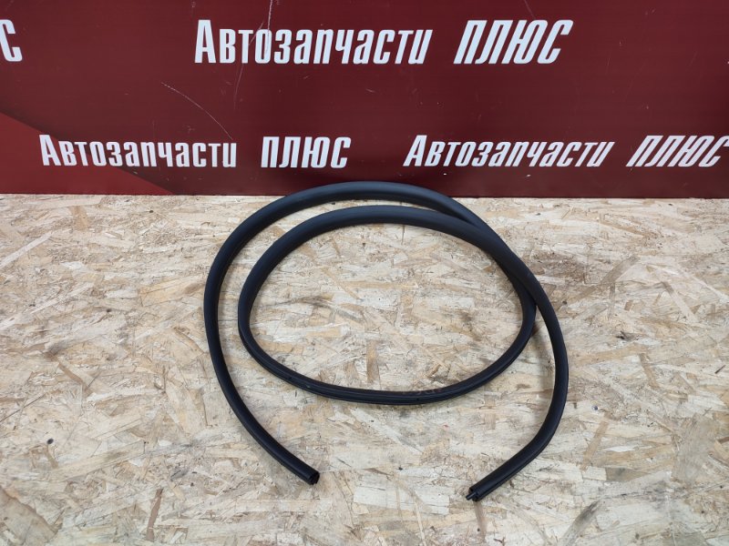 Уплотнитель проема      двери