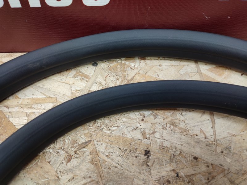 Уплотнитель проема      двери