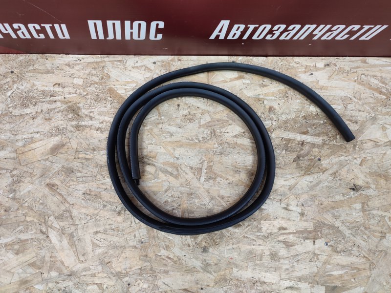 Уплотнитель проема      двери