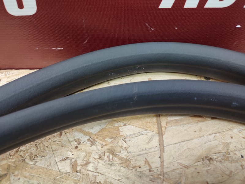 Уплотнитель проема      двери