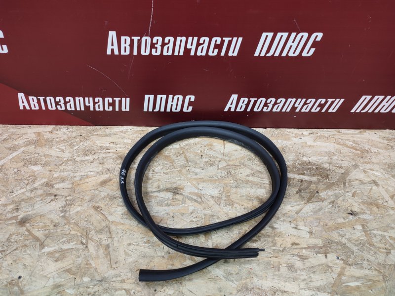 Уплотнитель двери