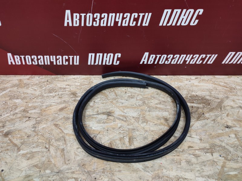 Уплотнитель двери