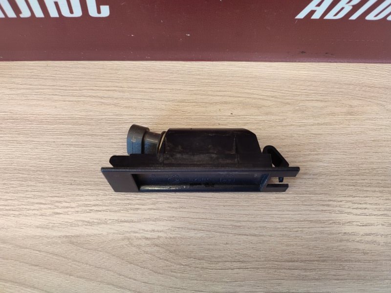 Плафон подсветки номера