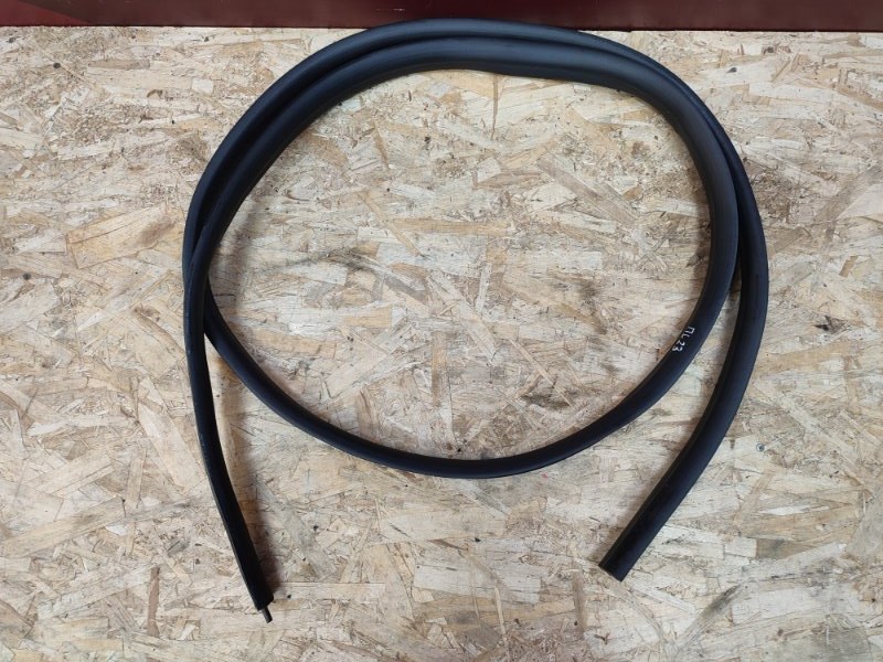 Уплотнитель двери