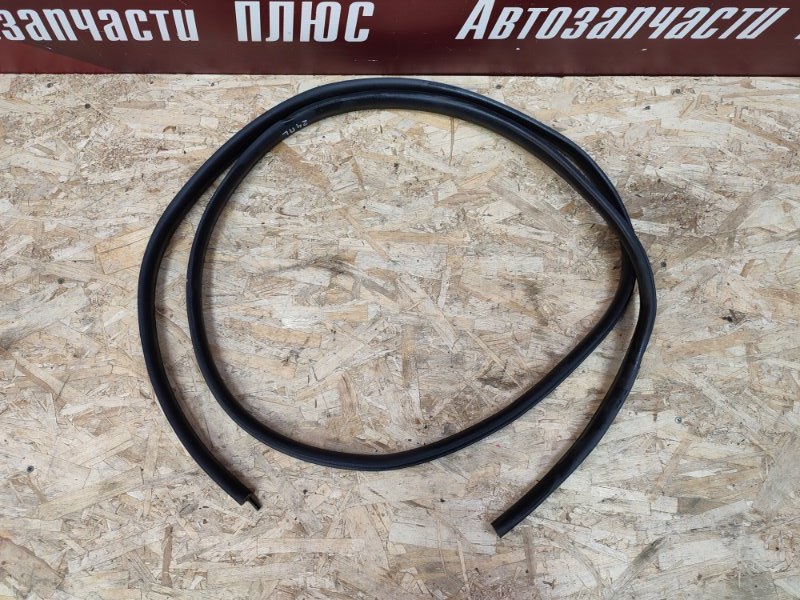 Уплотнитель двери