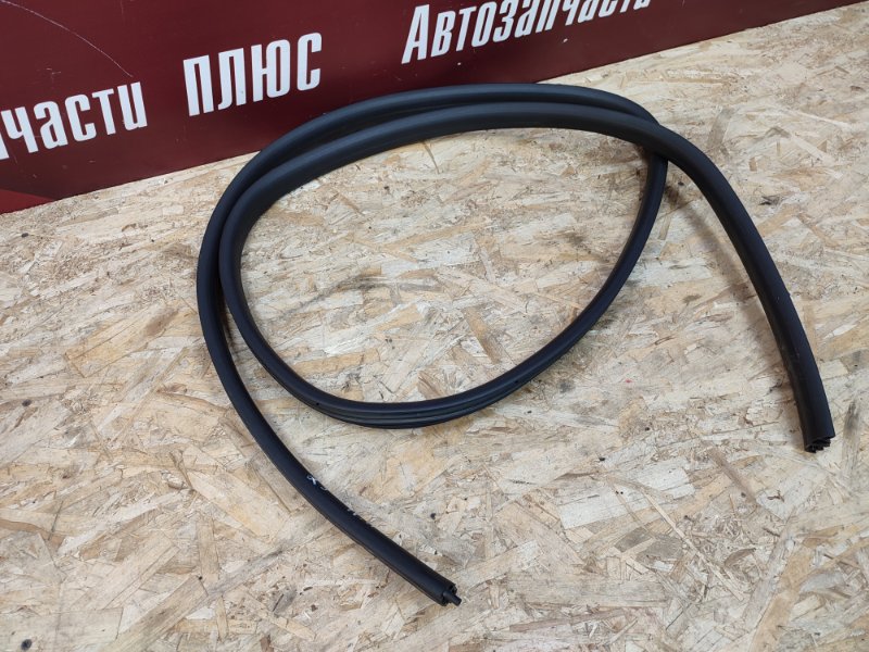 Уплотнитель двери