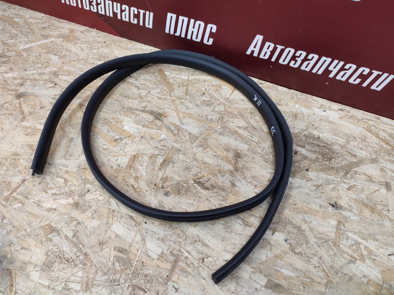 Уплотнитель двери