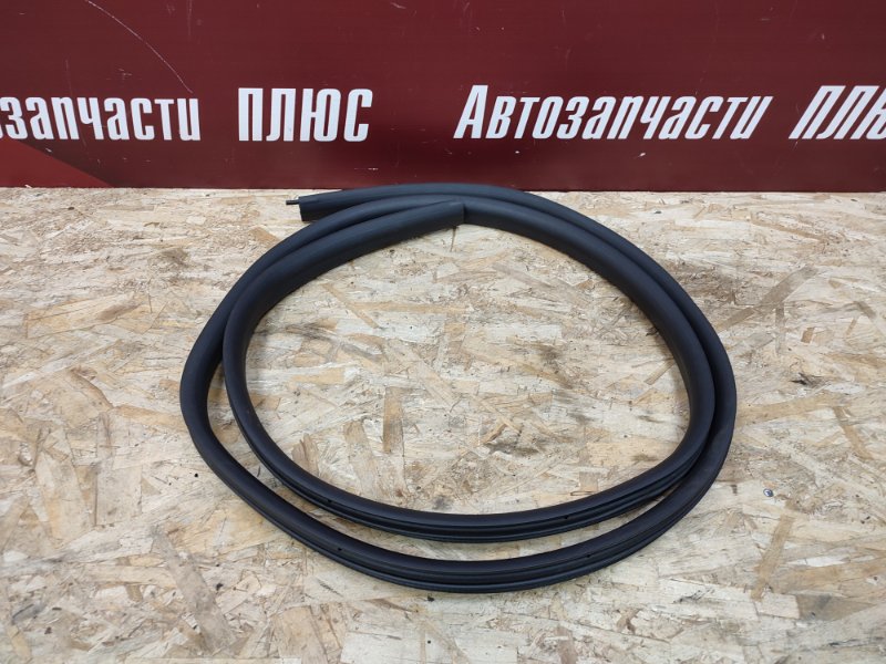 Уплотнитель двери