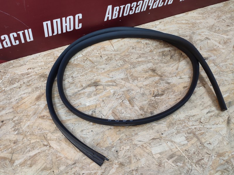 Уплотнитель двери