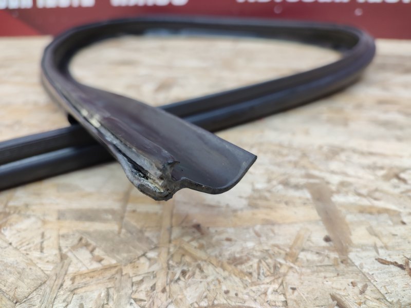 Уплотнительная резинка крыши