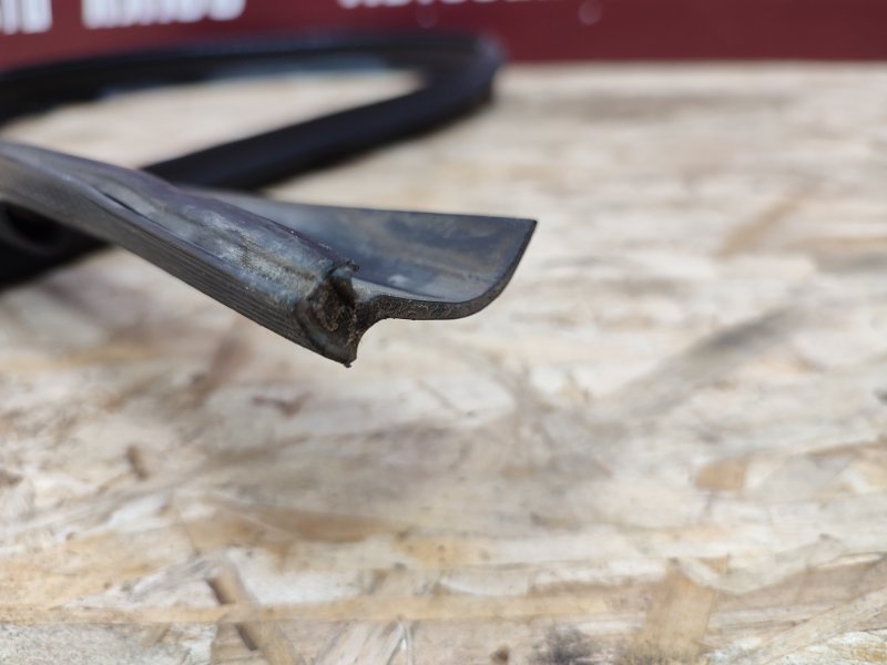 Уплотнительная резинка крыши