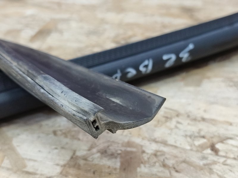 Уплотнительная резинка крыши