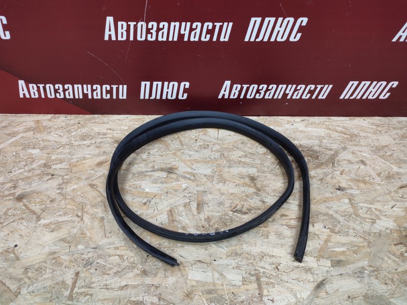 Уплотнитель двери