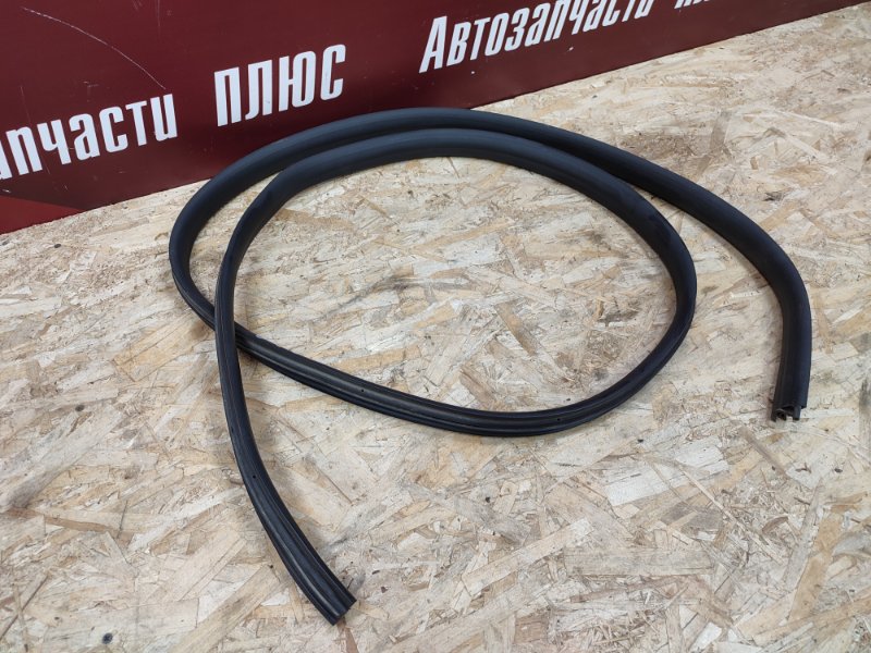 Уплотнитель двери