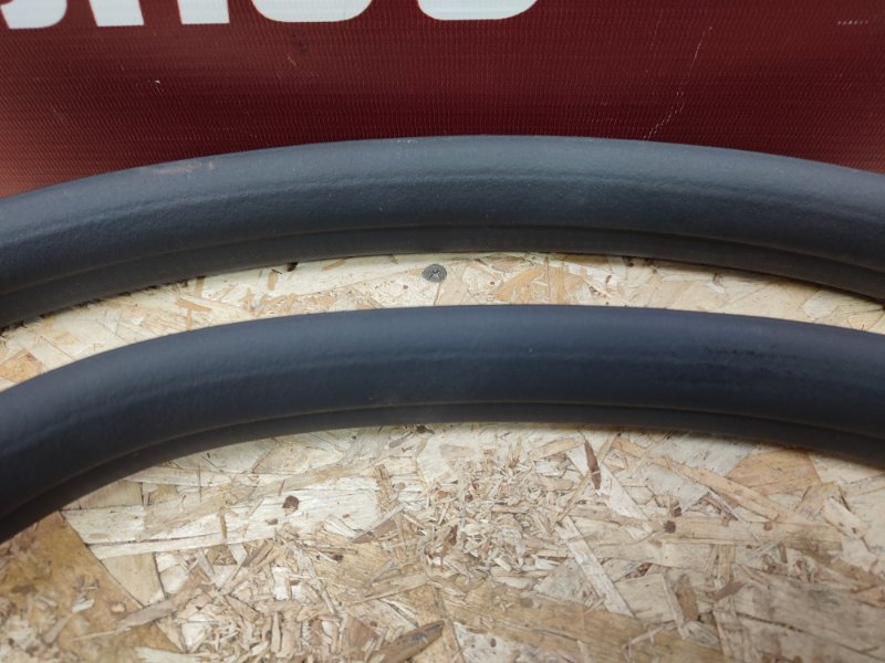 Уплотнитель двери