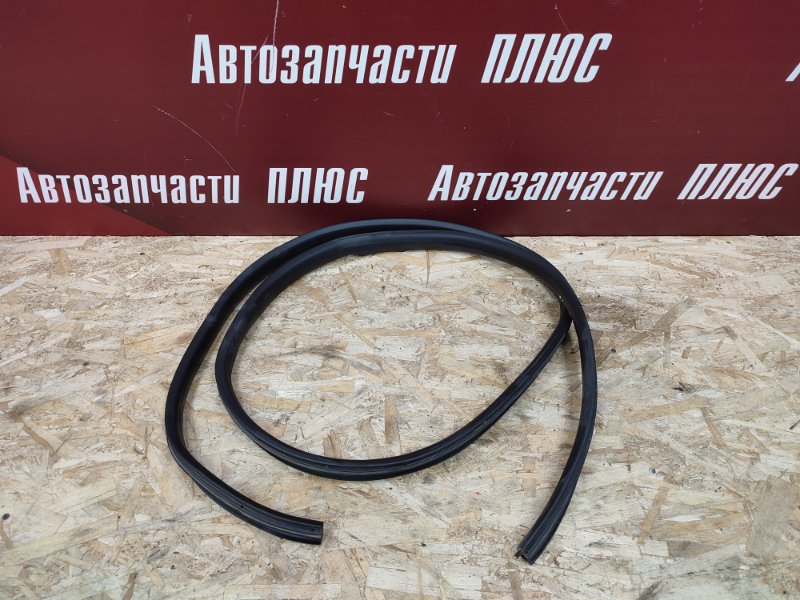 Уплотнитель двери