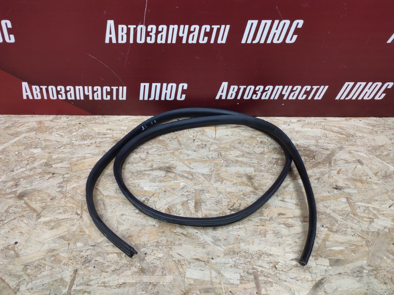 Уплотнитель двери