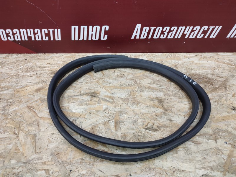 Уплотнитель двери