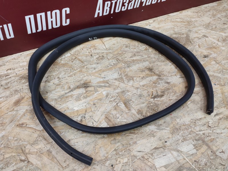 Уплотнитель двери