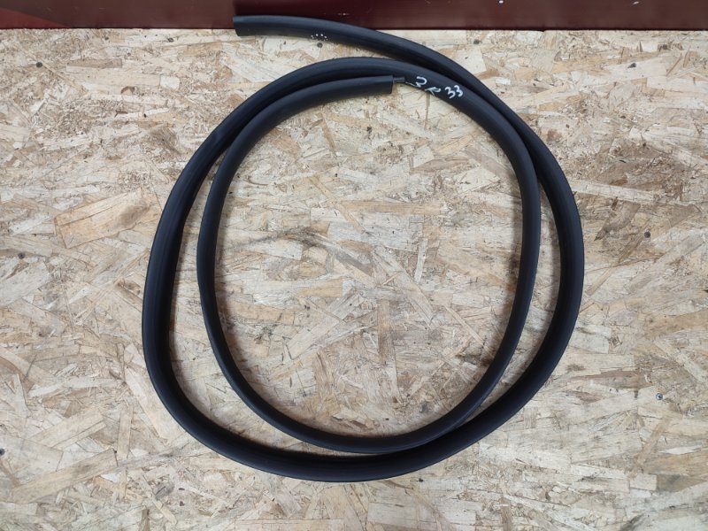 Уплотнитель двери