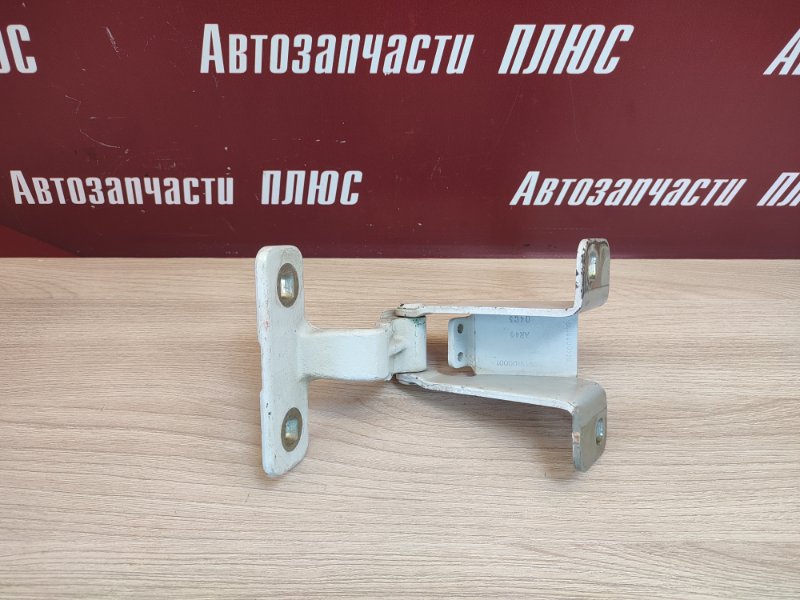 Петля багажника
