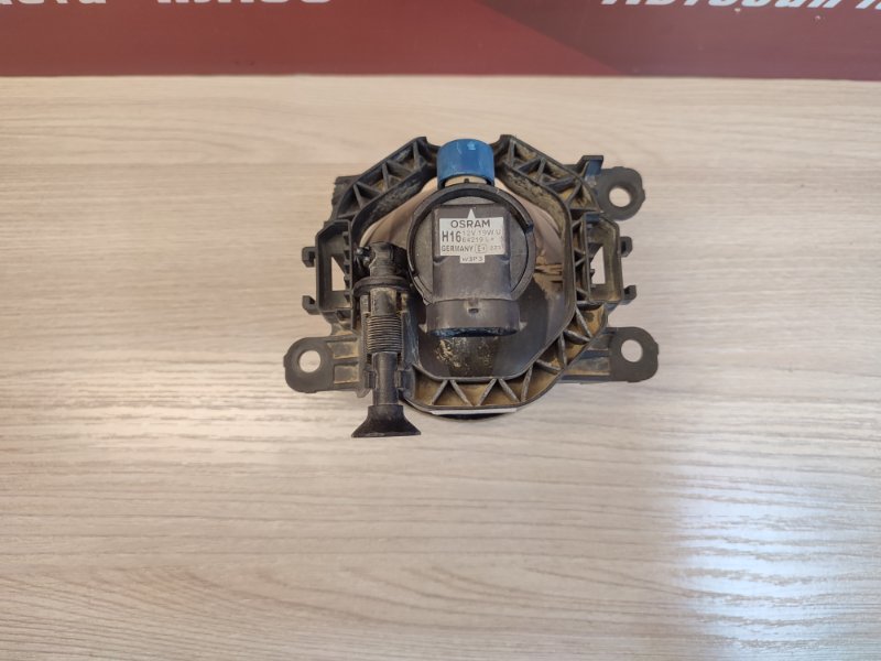 Фара противотуманная